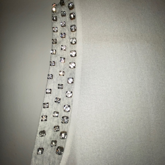 Embellished Muscle Tank ✨ - Picture 3 of 4